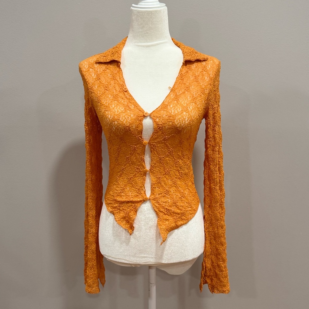 NWT BDG Cut-Out Cropped Button Front Knit Shirt